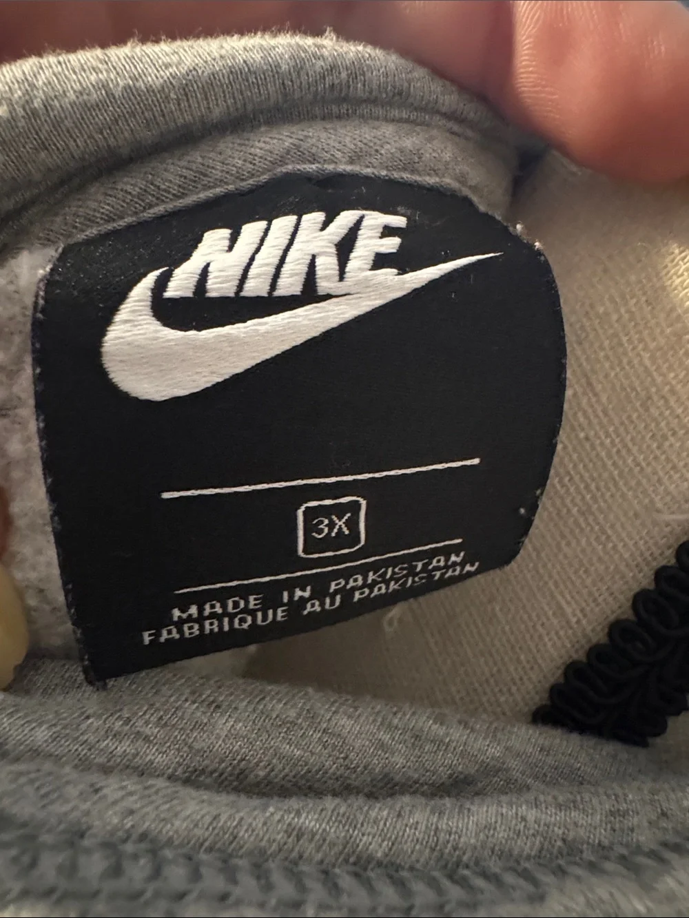 Nike Gray Lightweight Full-Zip Hoodie Jacket